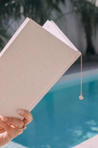 Daisy Bookmark
